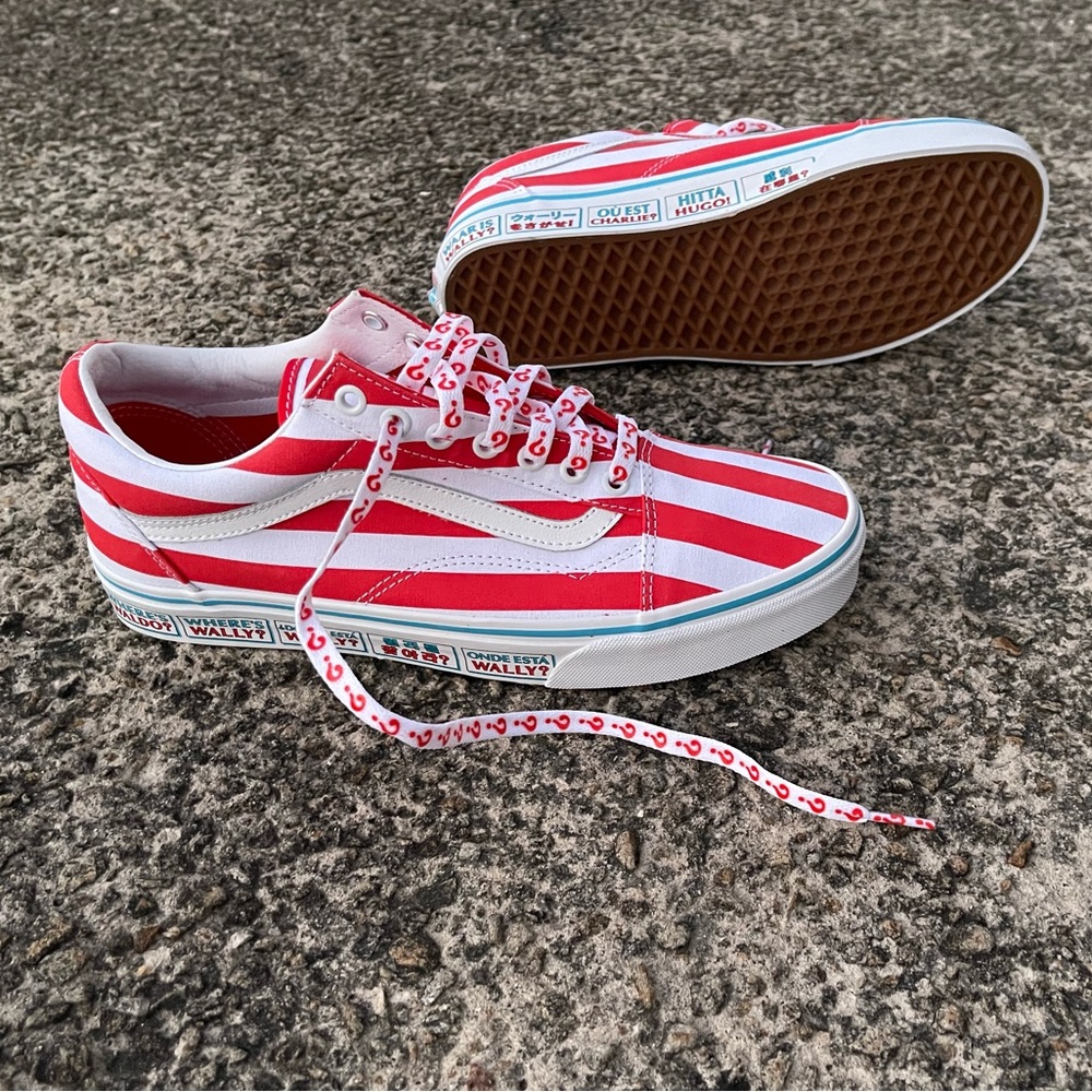 Where’s Waldo? Old Skool Vans - Picture 3 of 11